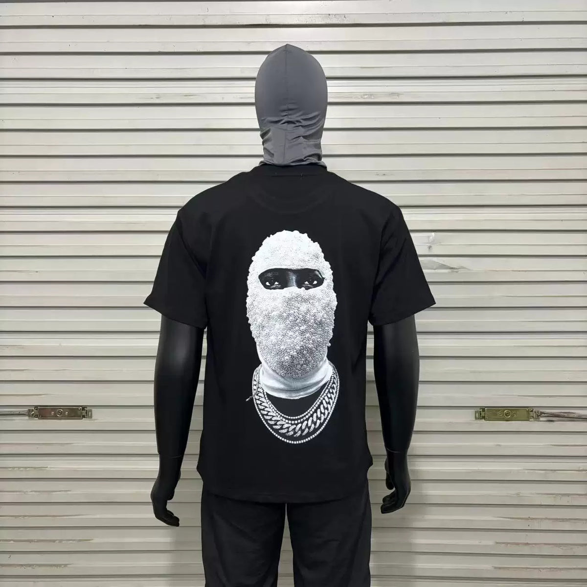 IH NOM UH NIT Textured Mask Pearl Tee - Black